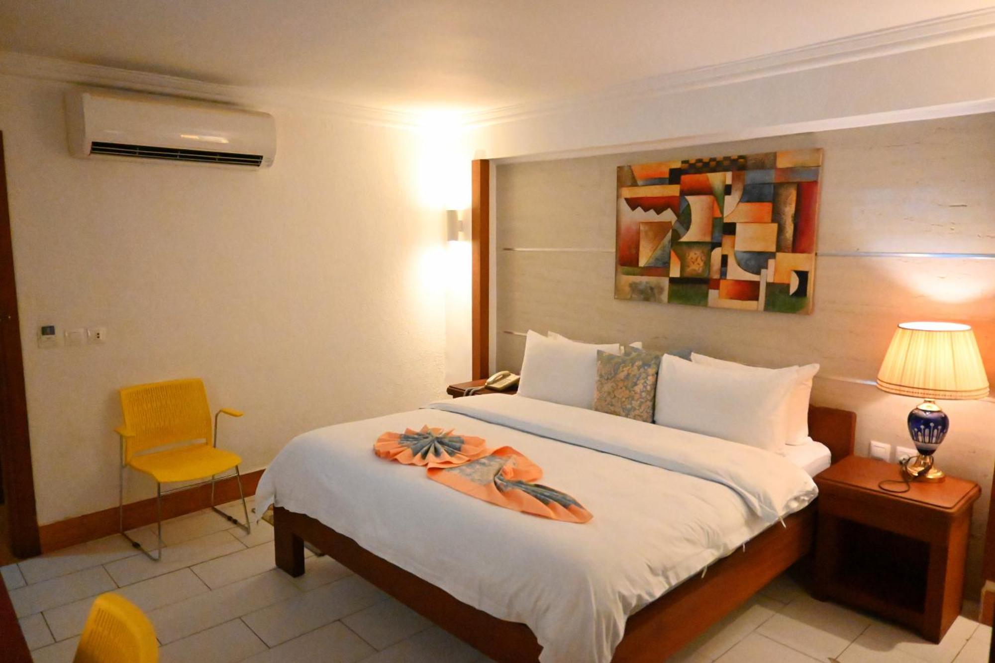 Grand Hotel Akwa Douala Exterior foto
