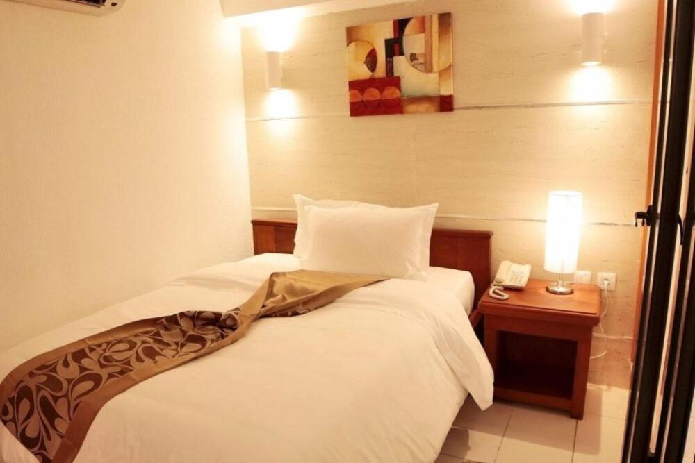 Grand Hotel Akwa Douala Exterior foto